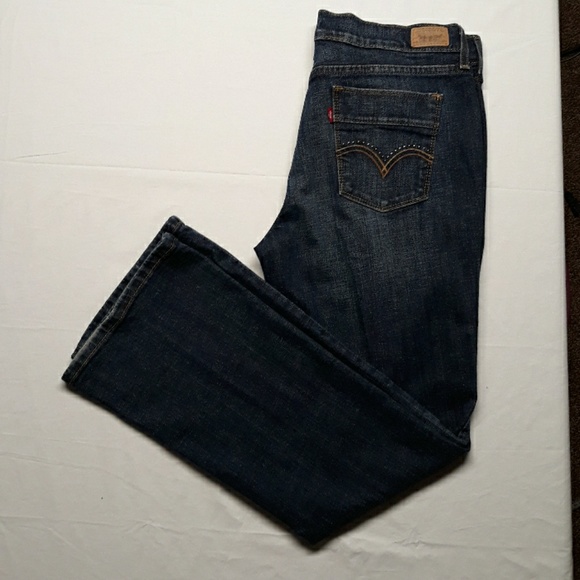 Levi's 515 Boot Cut Jeans - Picture 4 of 6